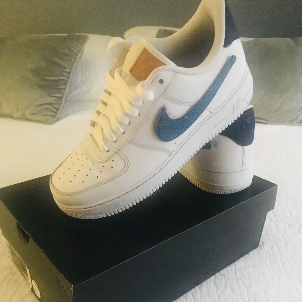 Nike Air Force 1